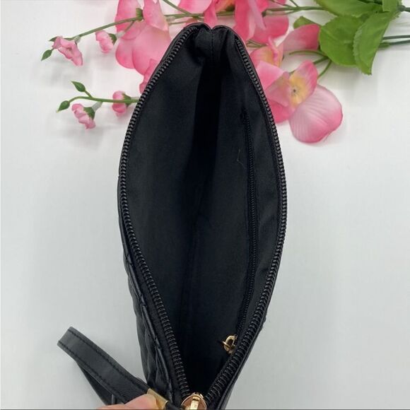 Women's Large Quilted Wristlet Pouch Wallet Bag Purse - Picture 3 of 3